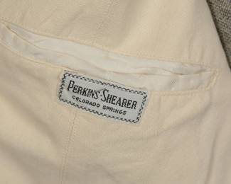 Jacket label with great cotton canvas construction