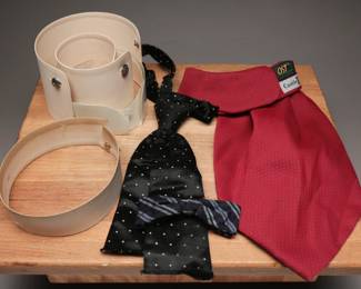 Assorted Early 20th century mens accessories