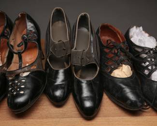 3 pair lot of Women's 20s to 30s era dress shoes