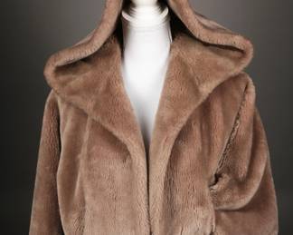 Sweet 1950s Faux fur hooded bolero jacket from Neusteters