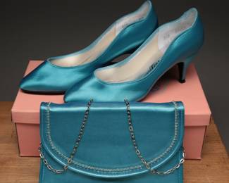 1960s Turquoise Satin evening pumps and matching handbag, size 7