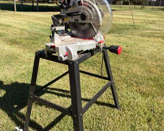 Craftsman 15amp 10" compound miter saw with laser Trac.
