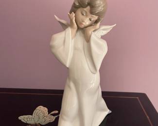 Lladro Figurine #4959 Mime Angel, 8 3/4"
