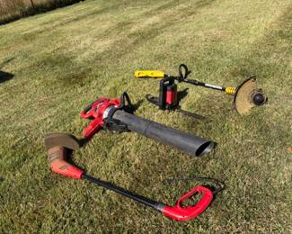 Weed Wacker, Leaf Blower