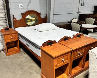 Bed & Nightstands Orlando