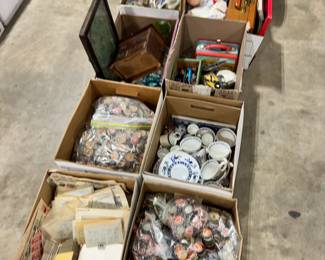 Box Lots of Collectibles Orlando Estate Auction