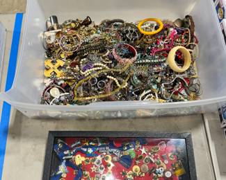 Costume Jewelry and Pins Orlando