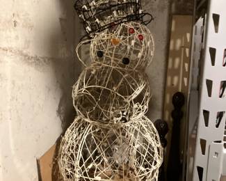 4' lighted snowman