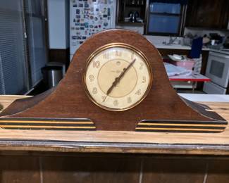 Working Art Deco mantle clock