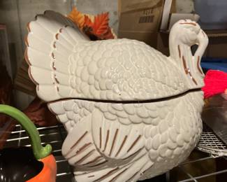 Large turkey cookie jar