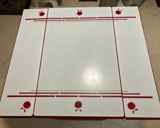 Pristine enamel top  on 1940's kitchen table