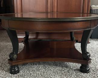 Round coffee table.