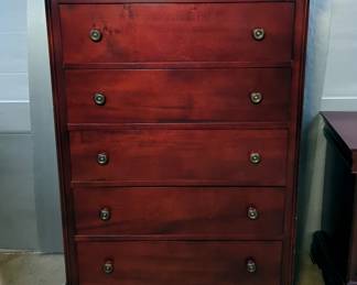 New Classic Home Furnishings 5-Drawer Lift Top Chest Of Drawers
