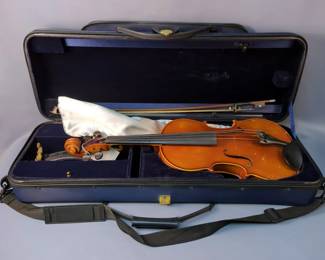 Schrel & Roth Violin with Bow and Case