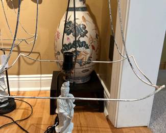 18Oct 17 2025 12 00pm1HZg