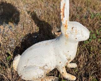 Cast Iron Garden Rabbit