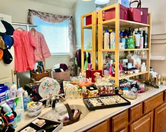 MASTER BATHROOM WITH LOTS AND LOTS OF PERFUME.