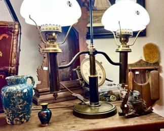 VINTAGE LAMPS.