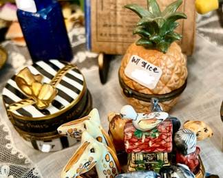 LIMOGES PETIT MEIN TRINKET BOXES.