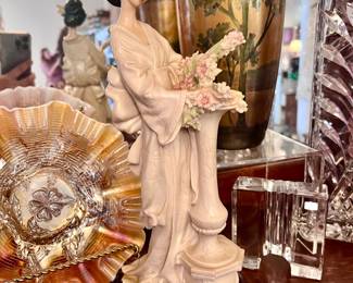 GUISEPPE ARMANI GEISHA.  CARNIVAL GLASS, CRYSTAL.