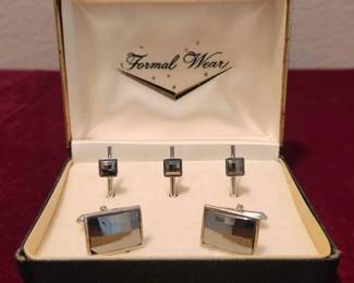 Vintage Swank Traditional Tuxedo Beveled Button Studs & Cufflinks Set