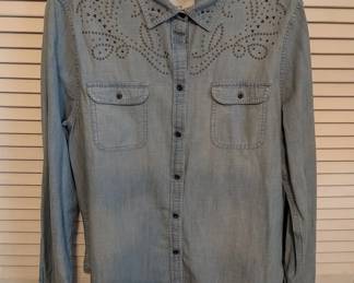 American Eagle XL Ladies Long Sleeve Lightweight Denim Shirt