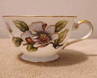 Vintage Roselyn China "Dogwood" Pair Of Tea Cups