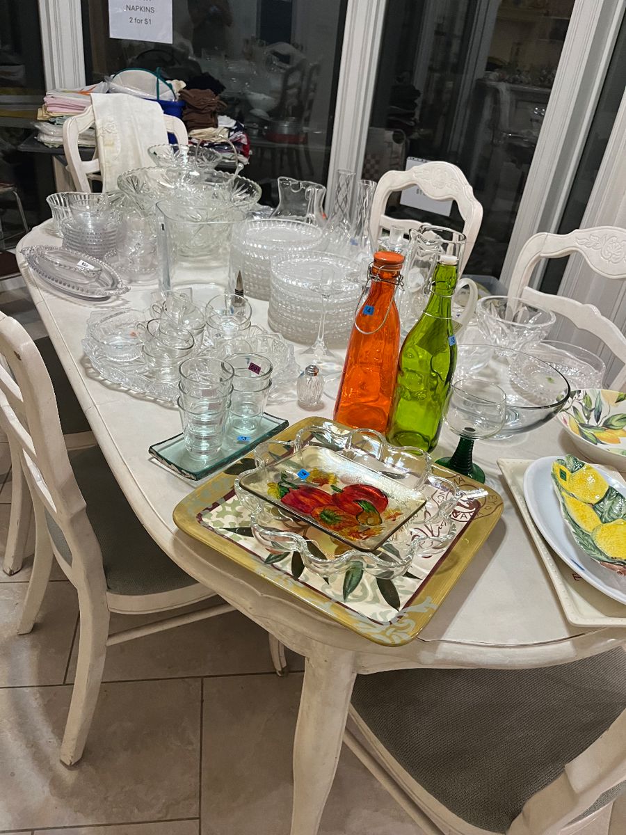 Crystal and glassware.