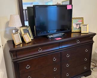 Triple dresser, matching chest two nightstands and bed king size set