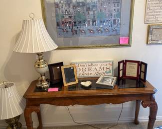 Sofa table and lamps
