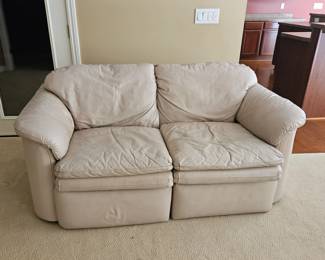 $120 Natuzzi loveseat recliner   BUY ONLINE