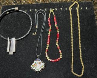 Vtg. necklaces
