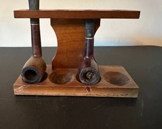 Vtg. pipes and pipe holder