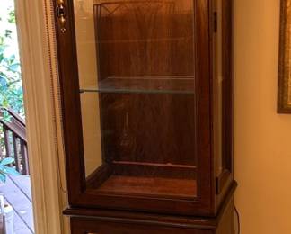 Display case (2)