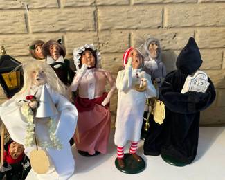 Byers' Choice Carolers "A Christmas Carol