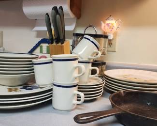 More vintage dishes, antique cast iron 