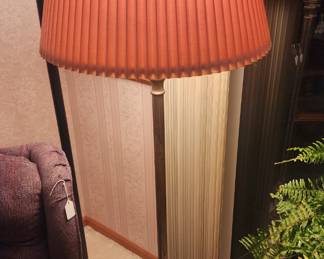 Colonial Electric Lamp Co. floor lamp ca. 1920