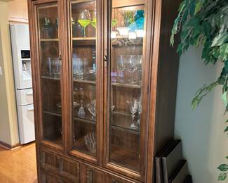 Bassett china cabinet