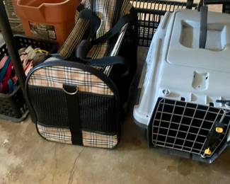 Pet supplies
