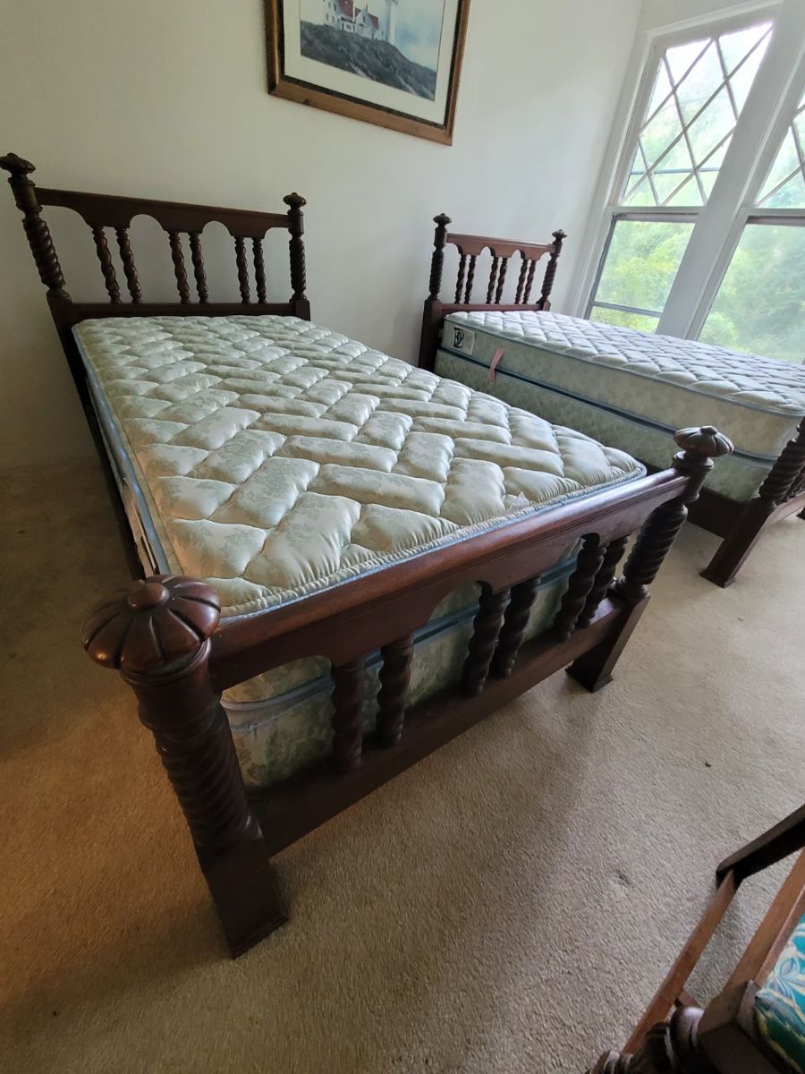 Two beautiful twin beds