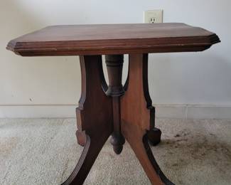 Loe table