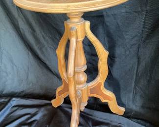 Wooden Night Stand with Three legs