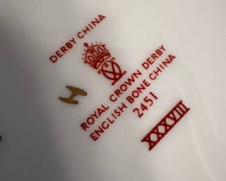 Royal Crown Derby Imari Collection Dinnerware Set