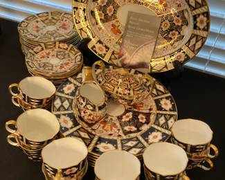 Royal Crown Derby Imari Collection Dinnerware Set
