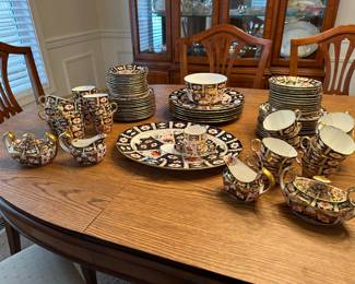Royal Crown Derby Imari Collection Dinnerware Set