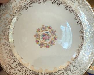 Vanity Fair Mary Dunbar Floral Design Bread & Butter Plates