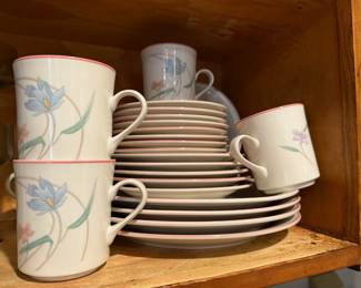 1980s Sango "Bordeaux" Dinnerware Set