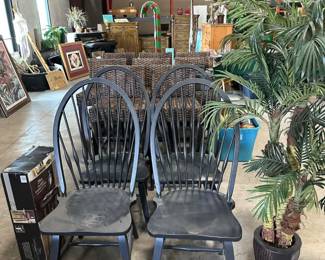 Windsor back dining room chairs