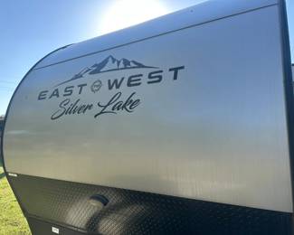 2022 Travel Trailer Never Used