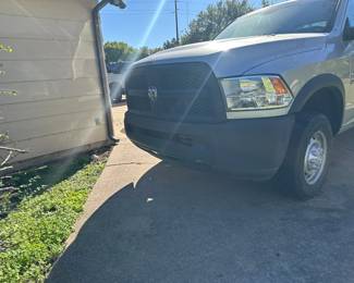 $12000 OBO 2013 RAM 2500 w/ 5.7L V8 OHV 16V engine. Tradesman Crew Cab SWB 4WD 4 Door 123,189 Miles